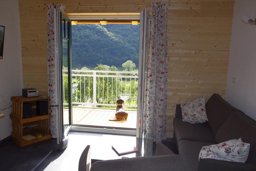 Huettenflair-Mosel Ferienwohnung เอนเคิร์ช ภายนอก รูปภาพ